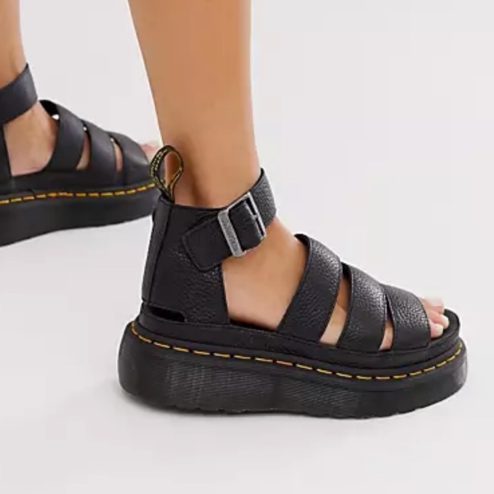 Dr. Marten Clarissa Sandal